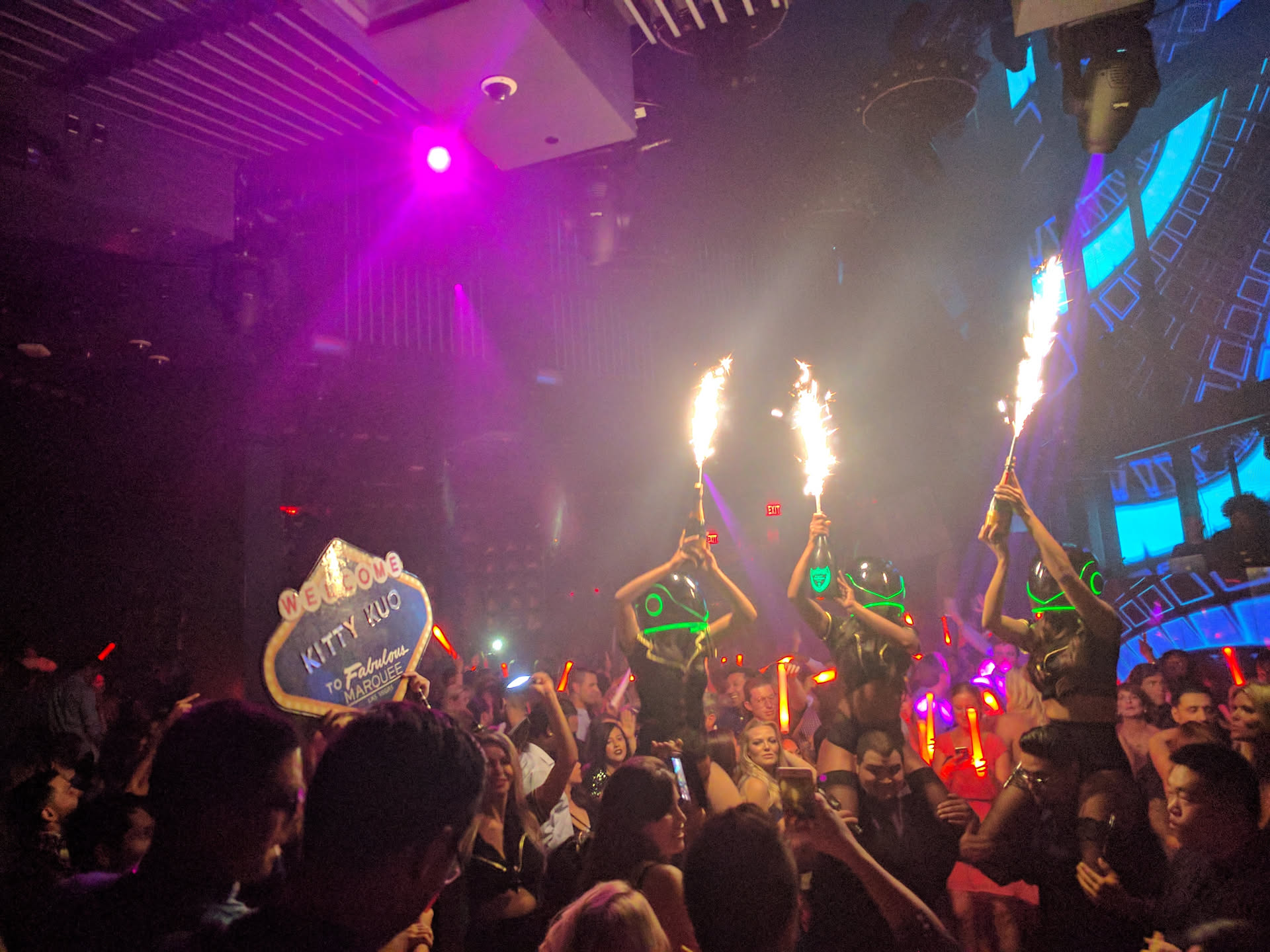 Las Vegas party bus VIP nightclub bachelor package