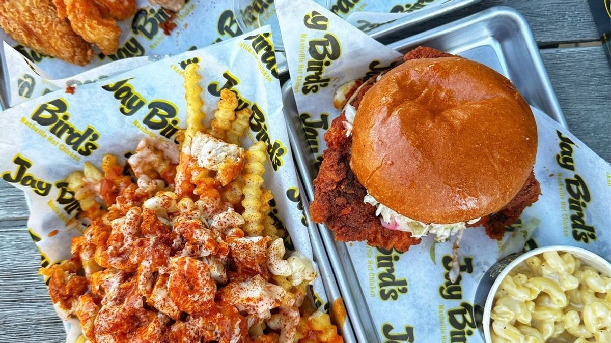 Jaybird's Nashville Hot Chicken Las Vegas VIP table bottle service